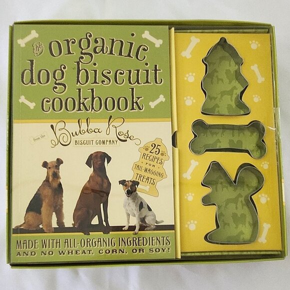 The Organic Dog Biscuit Cookbook Set - New - Picture 1 of 4
